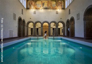 Wellness: Frankfurt Rhein Main: Kaiser Friedrich Therme Wiesbaden