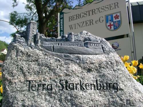 Wein und Stein Erlebnispfad Skulptur Terra Starkenburg Wein und Stein Erlebnispfad Skulptur Terra Starkenburg