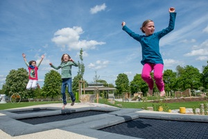 [title] - Klettern, Hüpfen, Balancieren – die alla hopp Anlage Hemsbach ist weit mehr als ein Spielplatz. Sie ist eine gigantische Bewegungs- und Begegnungs-Stätte für alle Generationen,