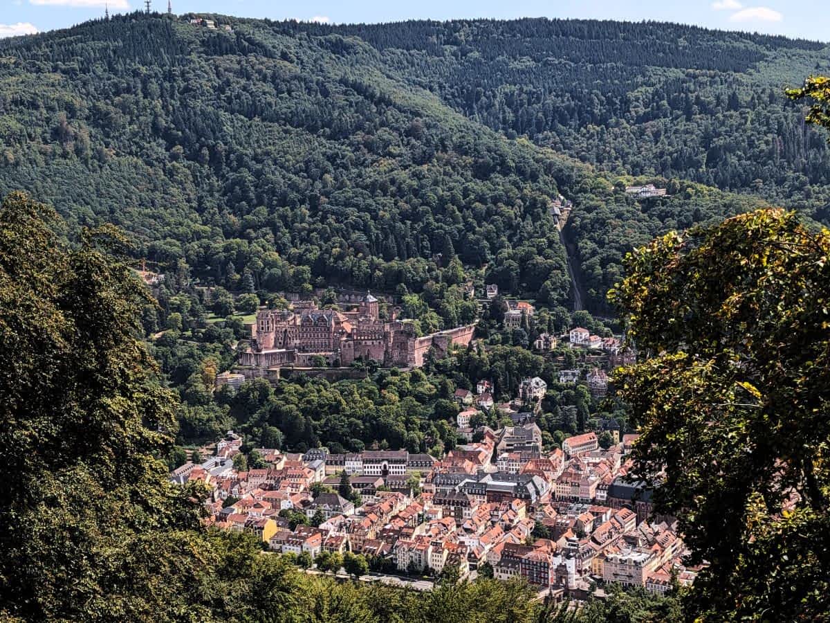 Blick vom Bismarckturm auf Heidelberg
