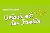 Familienurlaub heißt endlich Zeit für die Familie, gemeinsame Unternehmungen aber auch Ruhe und Erholung. Dafür muss es kein kostspieliges Familienhotel oder ein Ferienclub sein. Es gibt günstigere Alternativen.