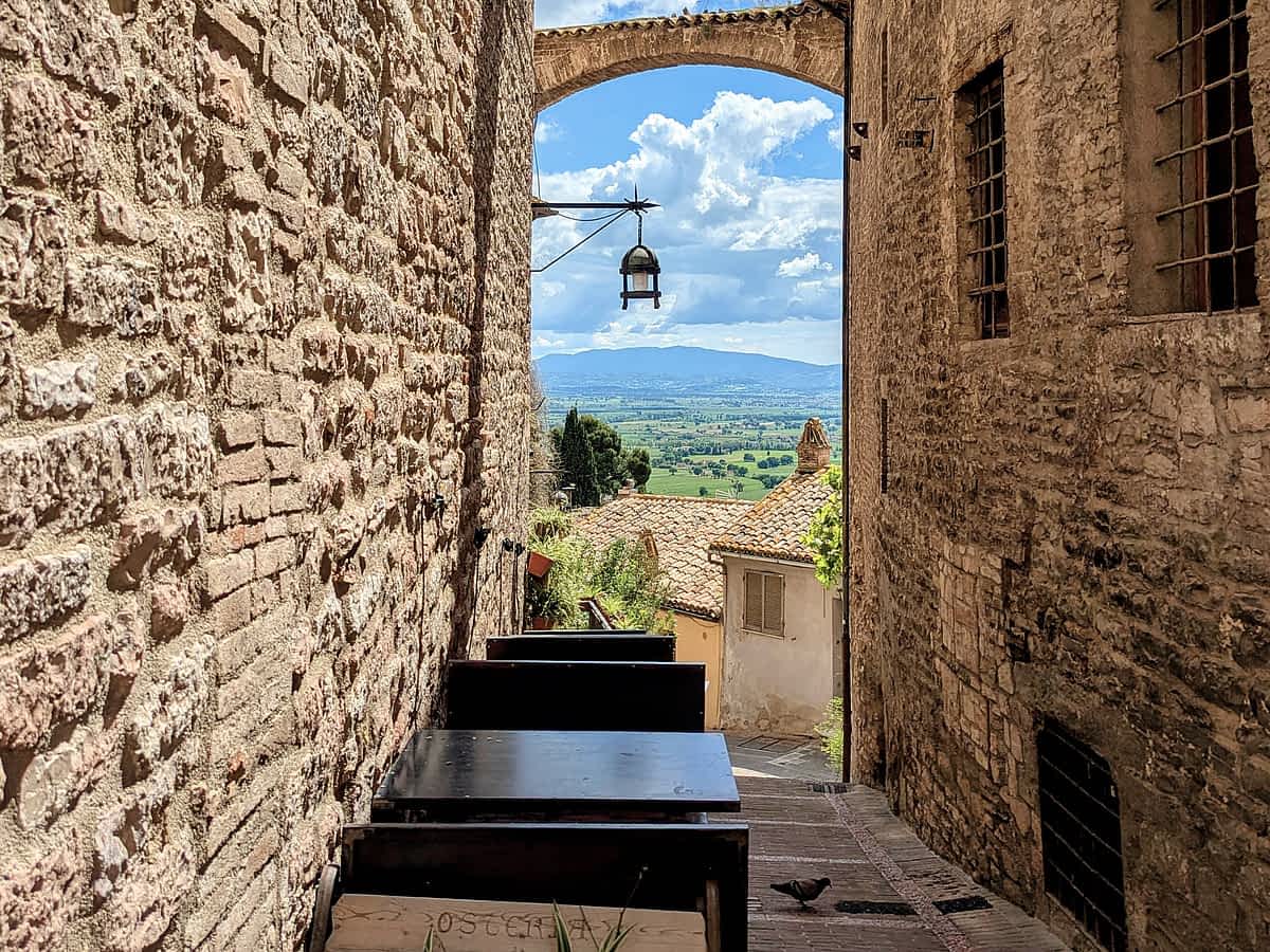 Assisi: Gassen mit Weitblick