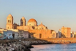 Auch wenn es auf den ersten Blick nicht so scheint, Cádiz ist ein Besuch wert. 