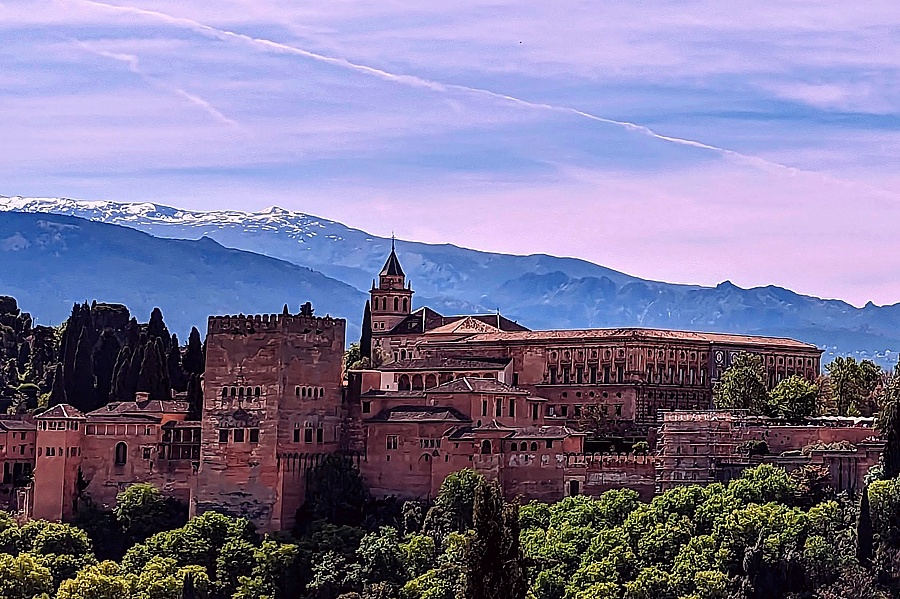 Die Alhambra in Granada - Eine Reise wert!