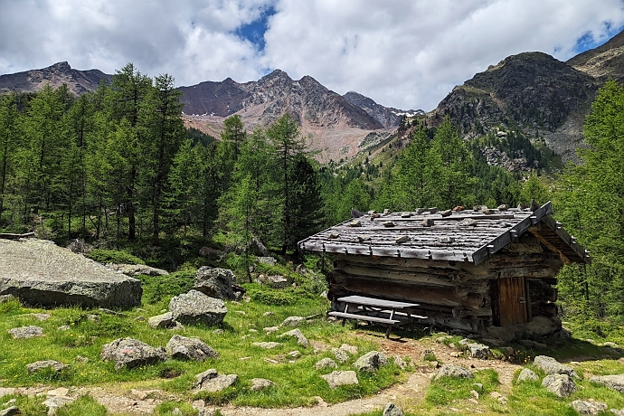 Ultental: unberührte Natur im Nationalpark Stilferjoch